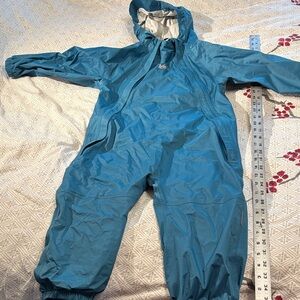 REI 4T rainsuit in blue worn twice like new. One piece rainsuit muck suit